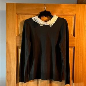 Cable & Gauge Dark Green Long Sleeve Top with White Lace Collar
